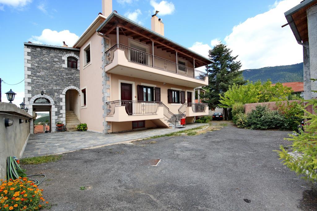 Melivoia Appartement Vitina Buitenkant foto